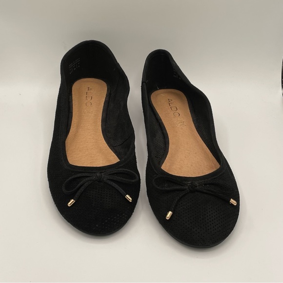 NWOT Aldo Black Size 8.5 Flats with Bow and Gold Detail - Picture 2 of 5